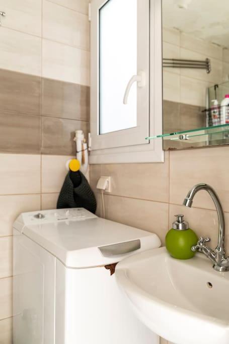 Cute Full Apt W/Backyard In Paleo Faliro Atény Exteriér fotografie